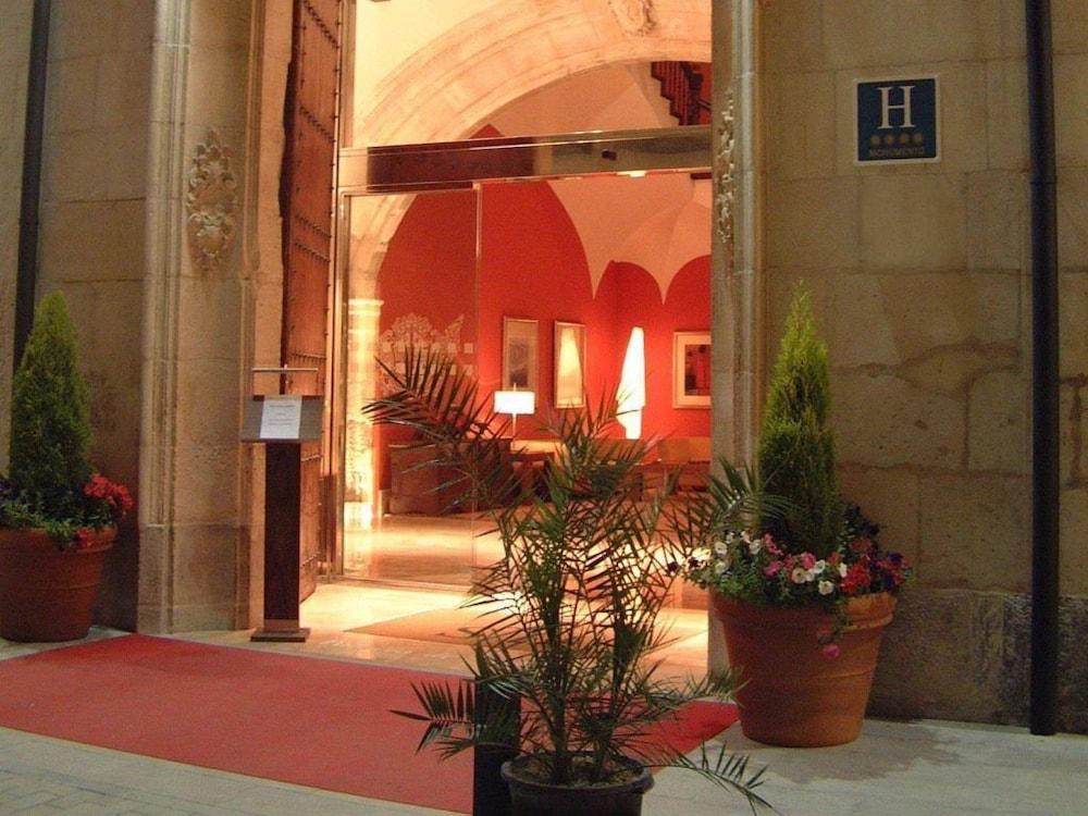 אוריהואלה Sercotel Palacio De Tudemir מראה חיצוני תמונה