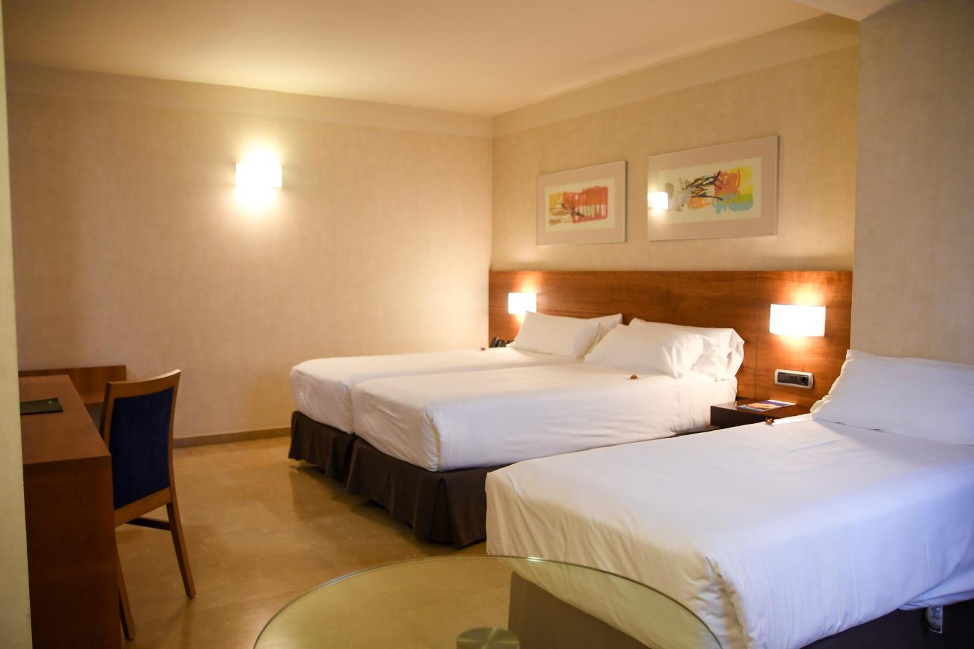 אוריהואלה Sercotel Palacio De Tudemir חדר תמונה
