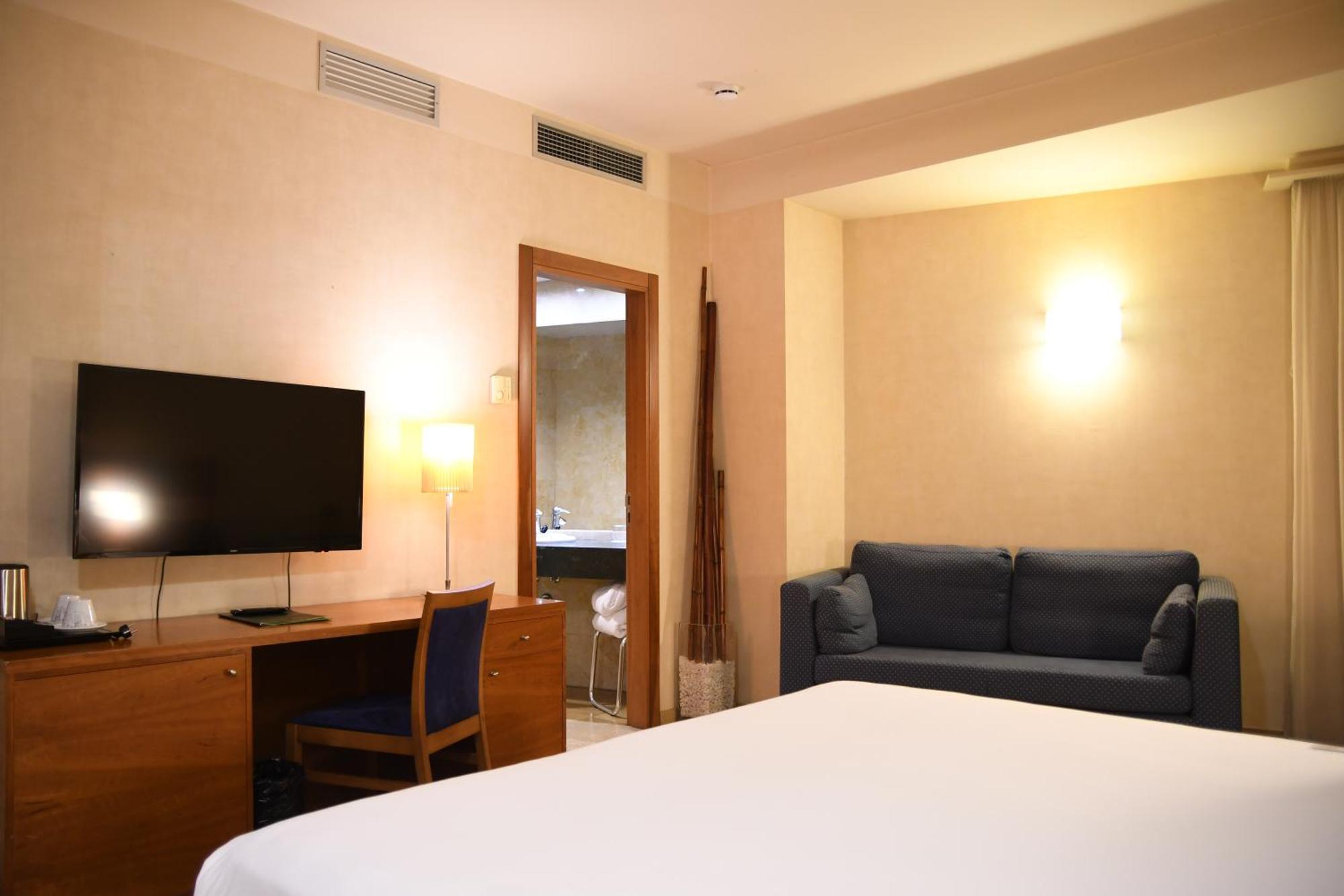 אוריהואלה Sercotel Palacio De Tudemir מראה חיצוני תמונה