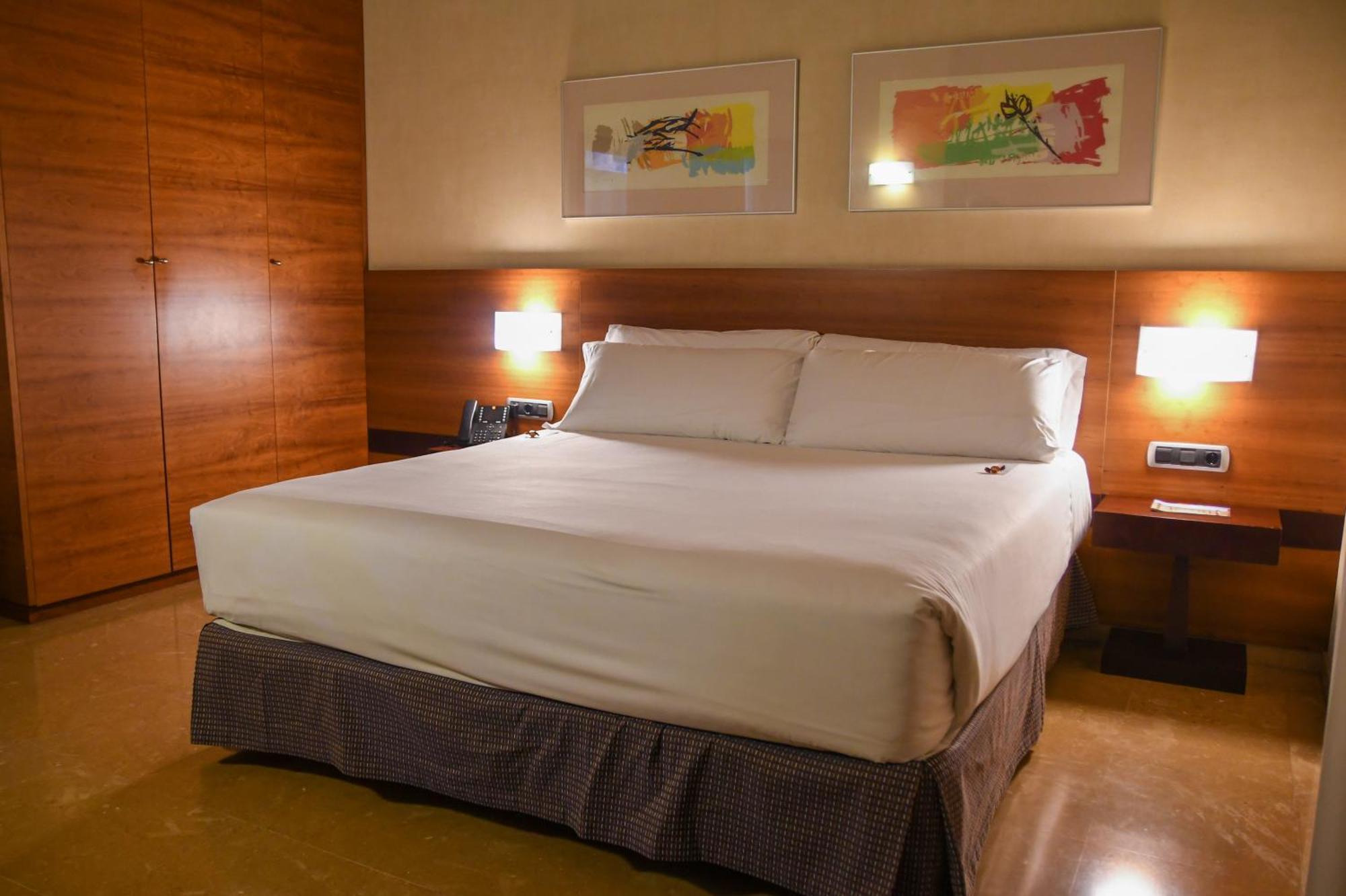 אוריהואלה Sercotel Palacio De Tudemir מראה חיצוני תמונה