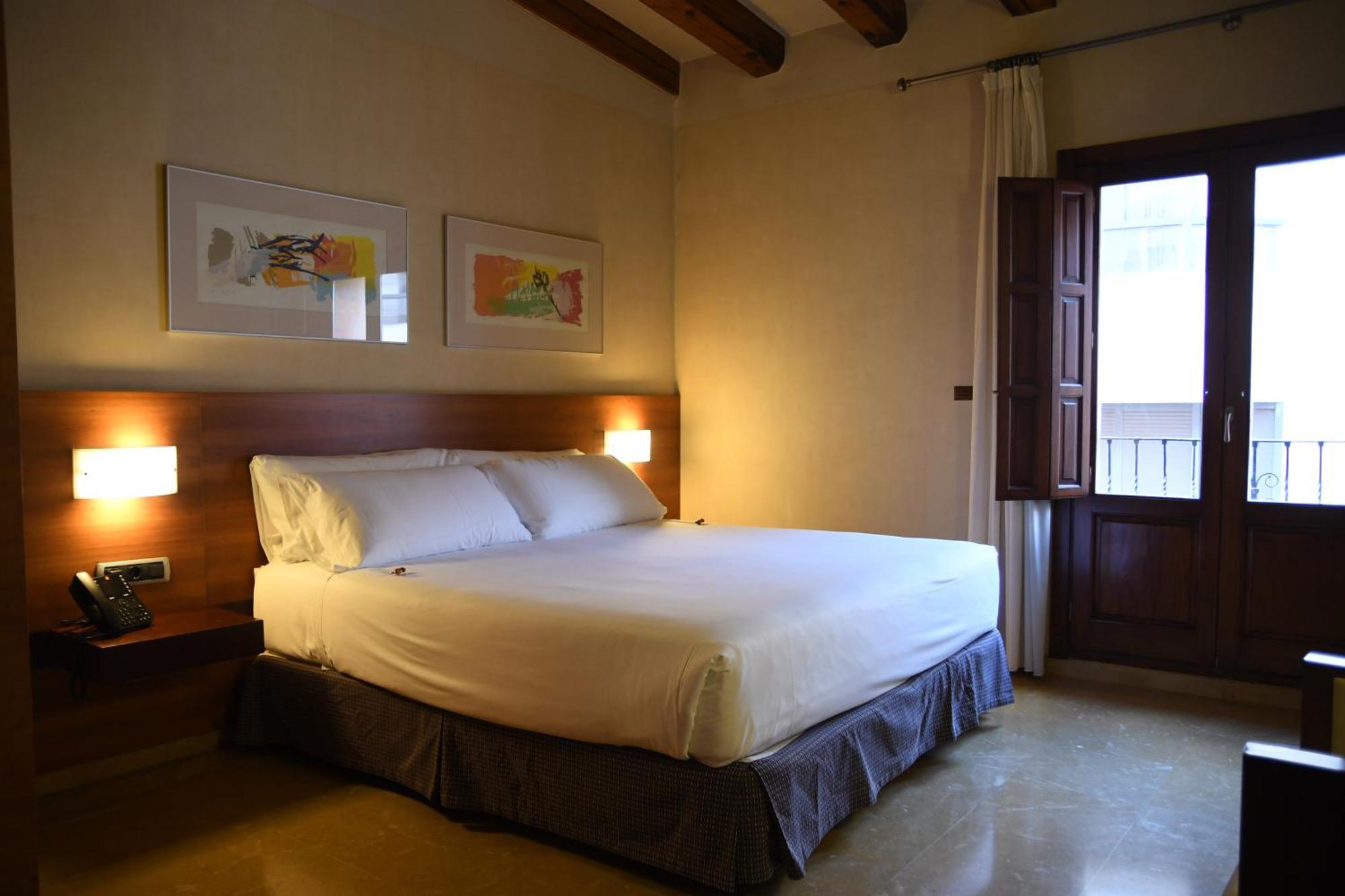 אוריהואלה Sercotel Palacio De Tudemir מראה חיצוני תמונה