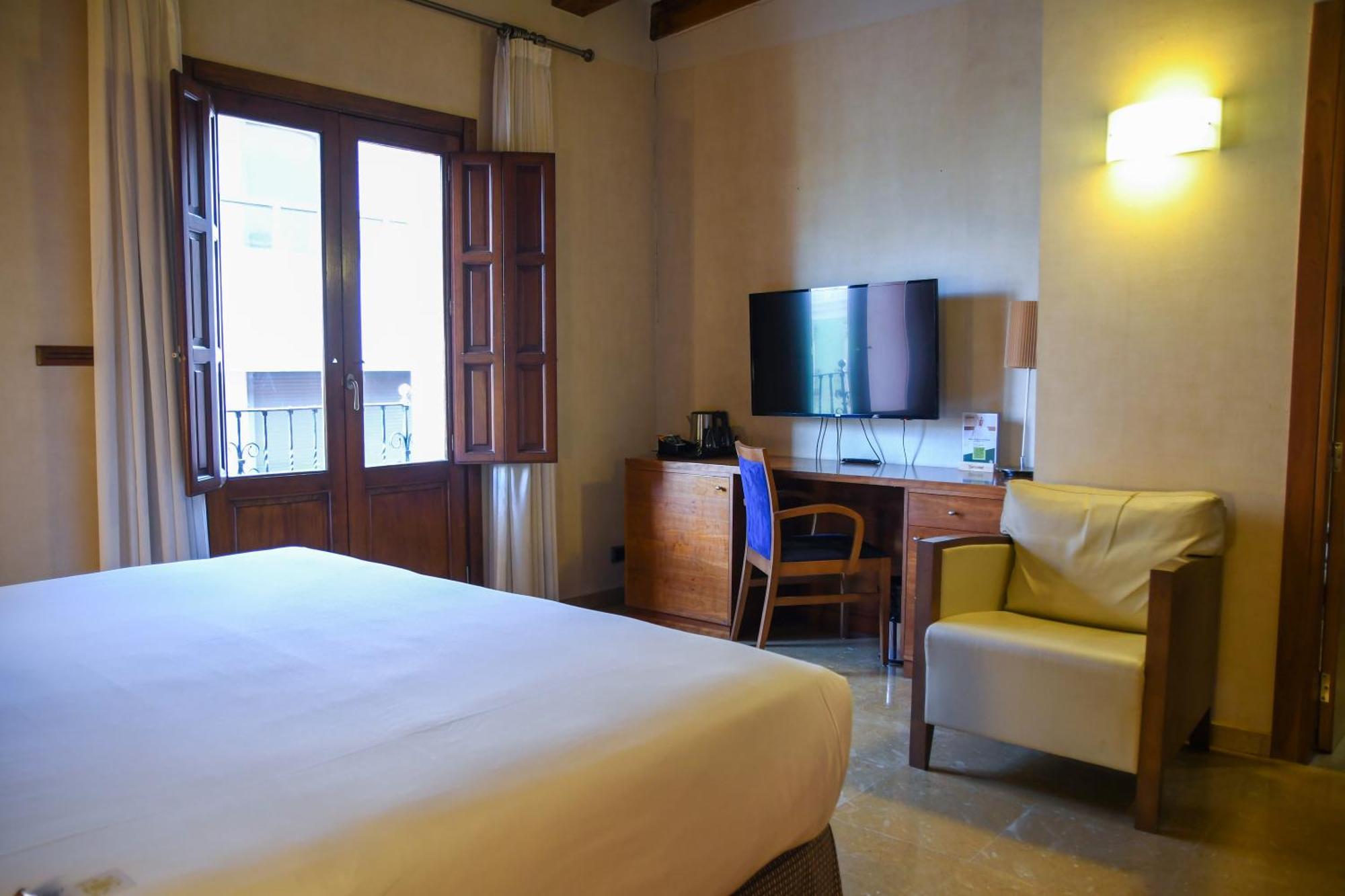 אוריהואלה Sercotel Palacio De Tudemir מראה חיצוני תמונה