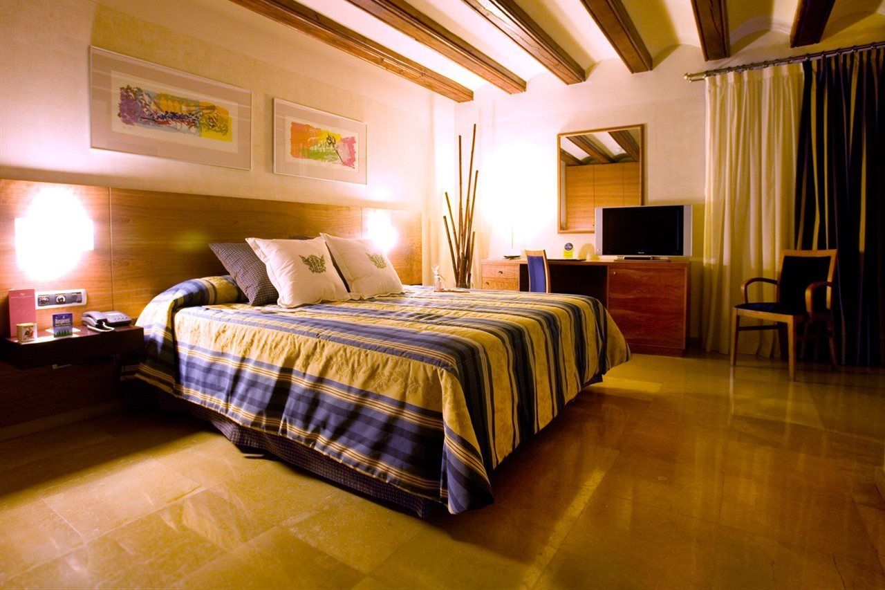 אוריהואלה Sercotel Palacio De Tudemir מראה חיצוני תמונה